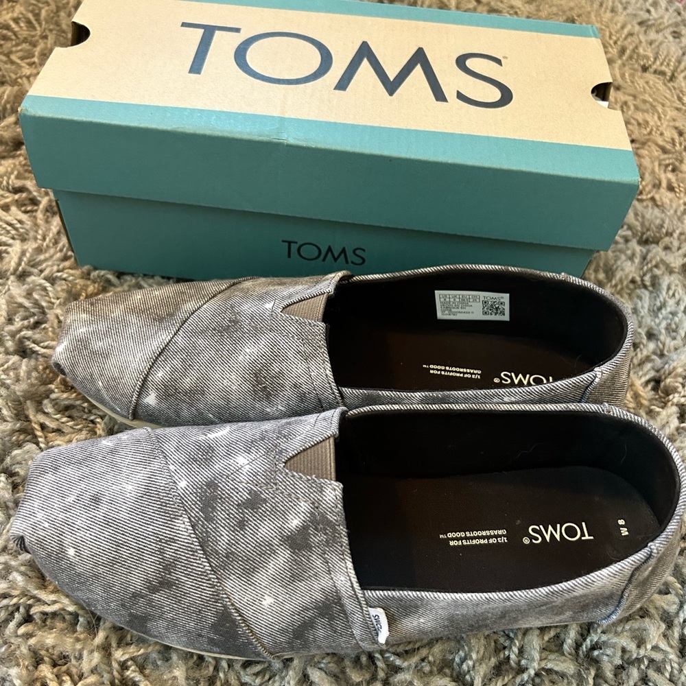 Toms Alpargata Slip Ons w/ box WORN ONCE